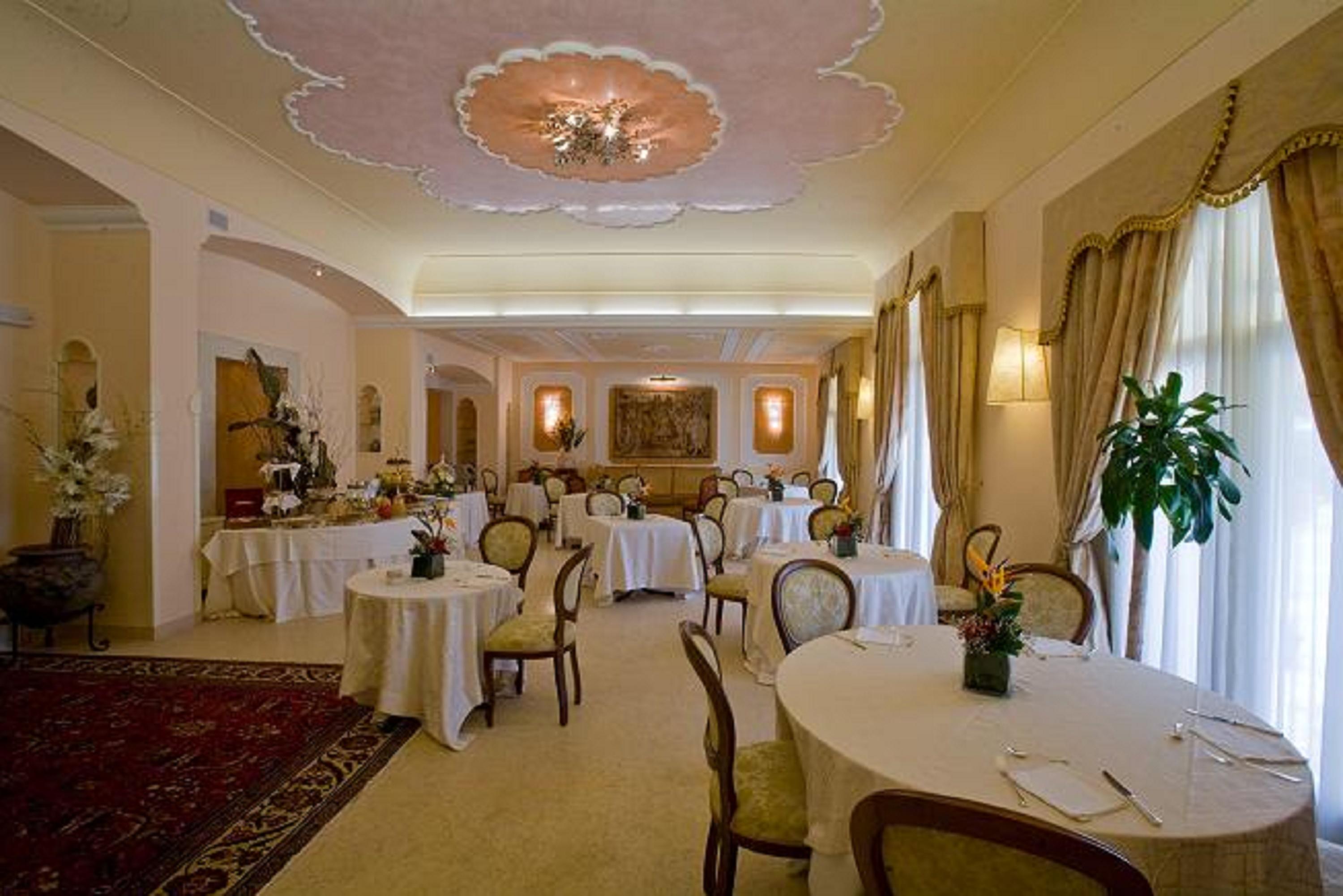 Sangiorgio Resort & Spa Кутрофьяно Экстерьер фото